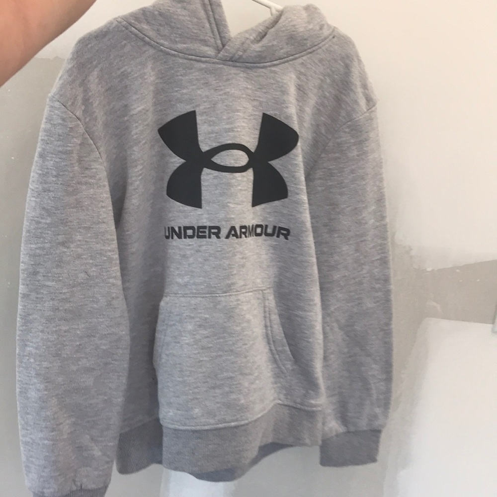 Under Armour Hoodie size 7